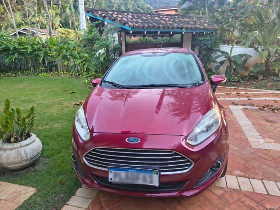 FORD FIESTA 1.6 TITANIUM SEDAN 16V FLEX 4P POWERSHIFT FORD FIESTA 1.6 TITANIUM SEDAN 16V FLEX 4P POWERSHIFT